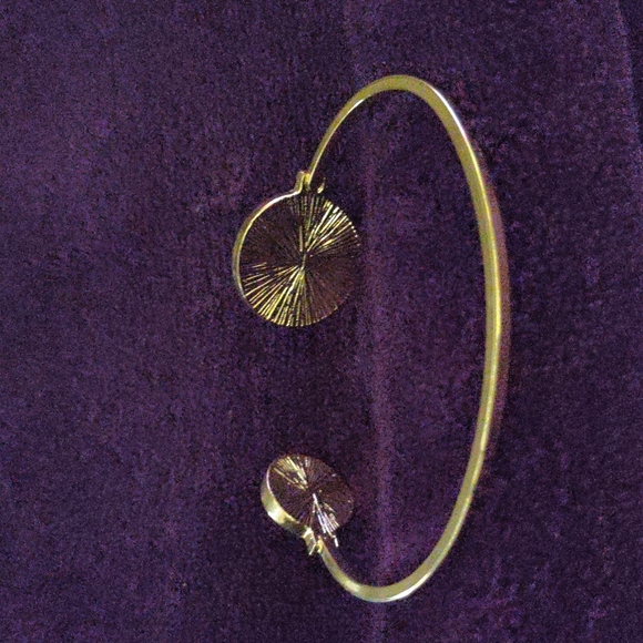 Vintage Abolone Shell Cuff Bracelet - Picture 4 of 7